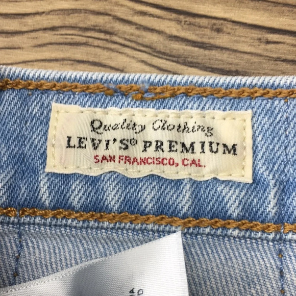3/$20 Levi’s 501 Skinny Mom Jeans Womens 25x28 Light Wash Button Fly Premium - Picture 12 of 16